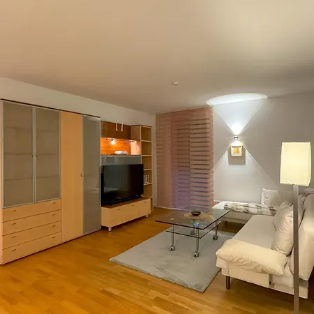 Daire Exklusive 100qm-wohnung Im Gruenen Sueden Muensters *